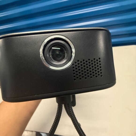 Miroir M75 Portable Mini Projector With Tripod & Cable - Picture 5 of 6